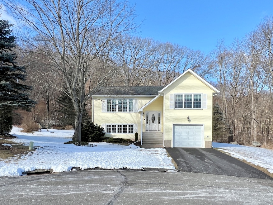 31 Mohican Ln, Bristol, CT 06010 - photo 1