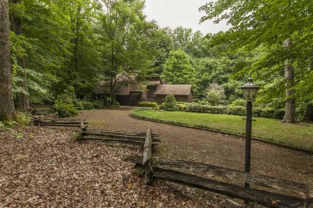 239 Angwen Ave, Manchester, TN 37355 - photo 1