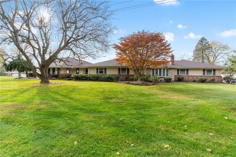 910 S Cedar Crest Blvd, Allentown, PA 18103 - photo 1