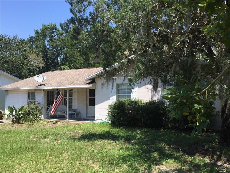 Corner lot, fenced, block home