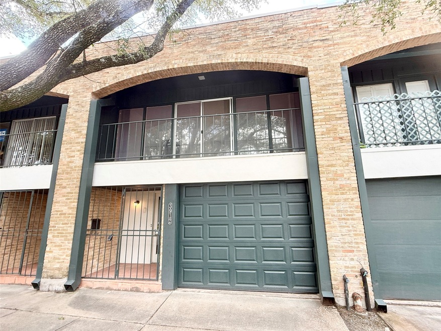 3912 Mandell St, Houston, TX 77006 - photo 1