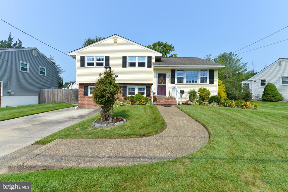 62 Pleasant Valley Dr, West Deptford, NJ 08096 - photo 1