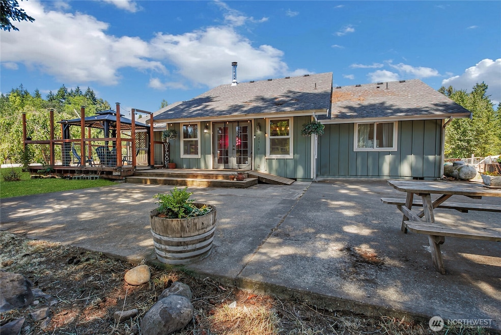 12310 Morris Rd SE, Yelm, WA 98597 - photo 1