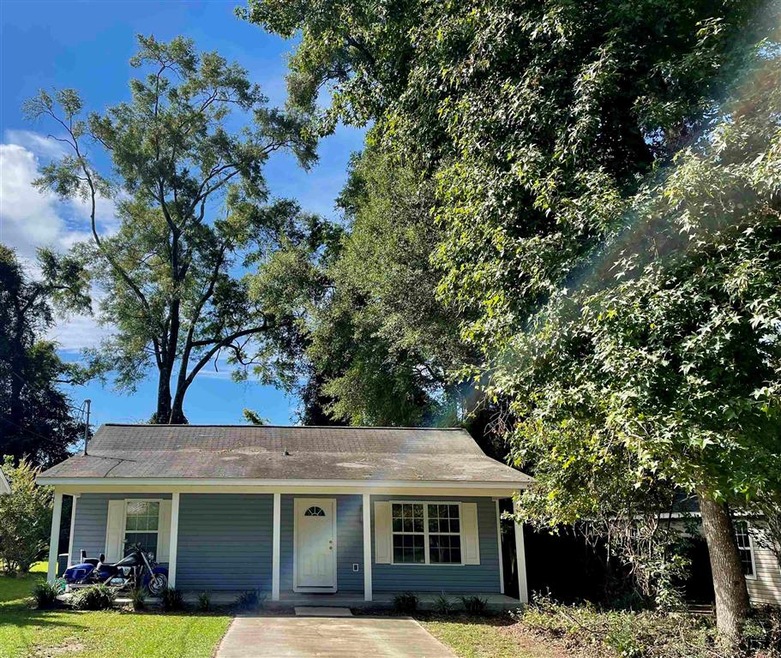 53 Summer Brooke Ln, Crawfordville, FL 32327 - photo 1