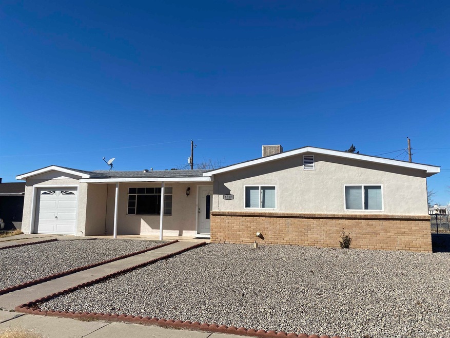 1517 Mountain View Ave, Alamogordo, NM 88310 - photo 1