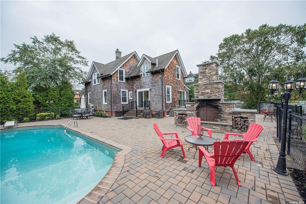 30 Marvin Ln, Islip, NY 11751 - photo 1