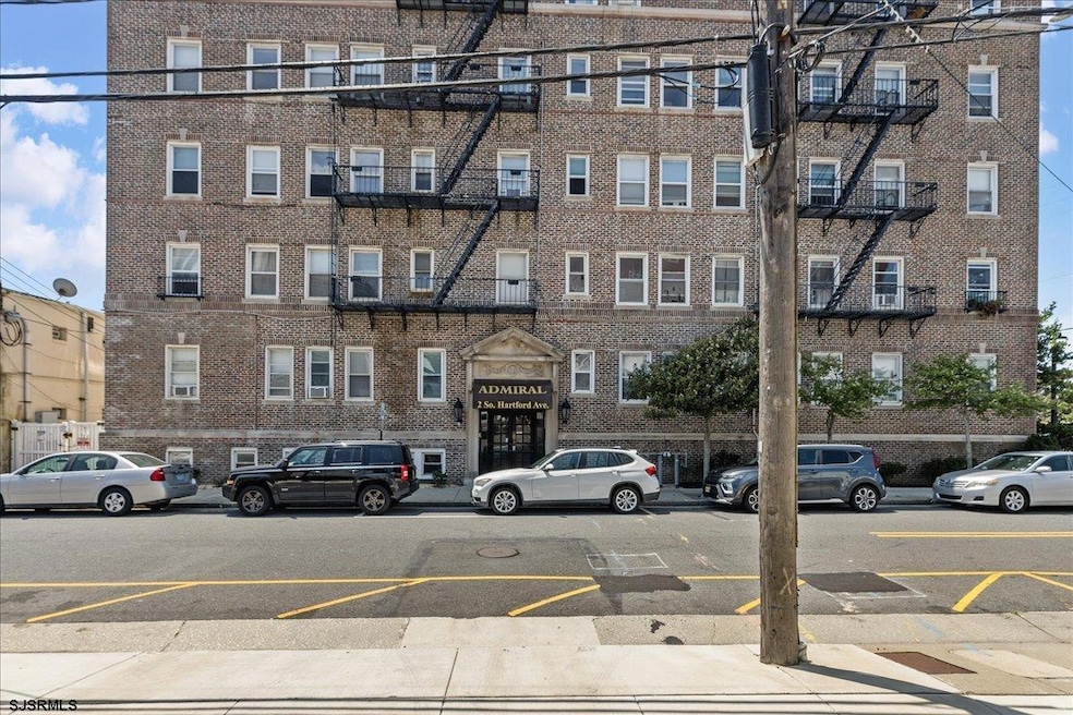 For Rent $1,425/month