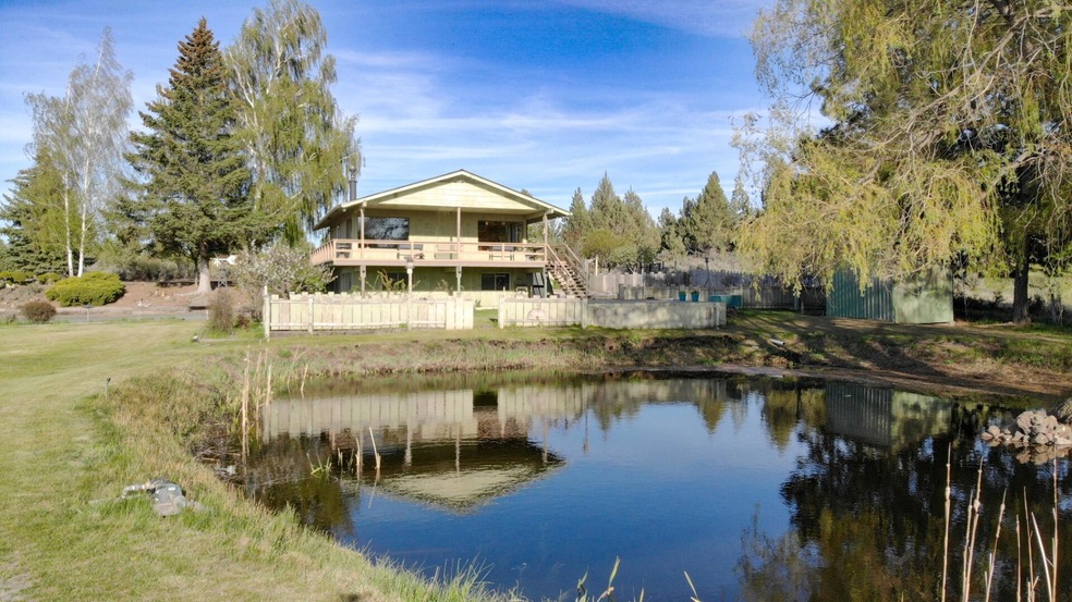 22460 Mcardle Rd, Bend, OR 97702 - photo 1