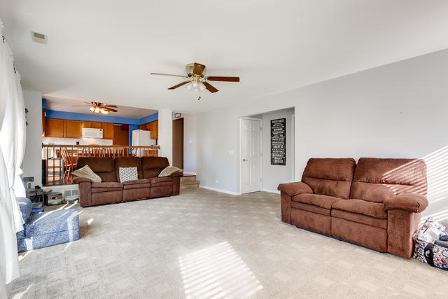 4 Sutcliff Ct, Algonquin, IL 60102 - photo 1