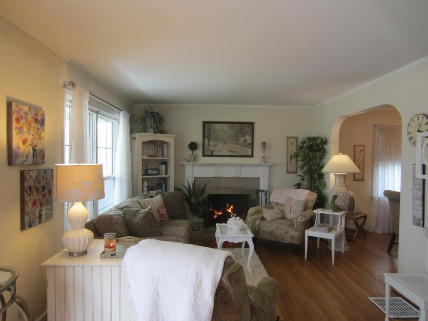 946 Vernon Rd, Columbus, OH 43209 - photo 1