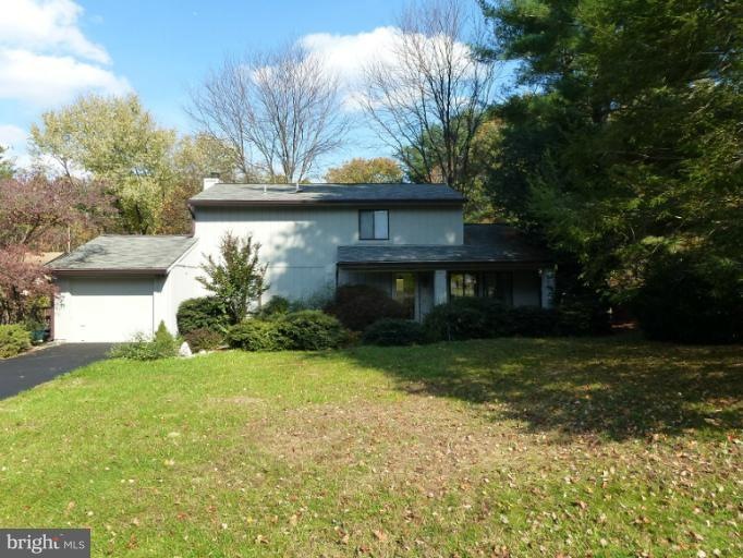 11725 Flints Grove Ln, North Potomac, MD 20878 - photo 1