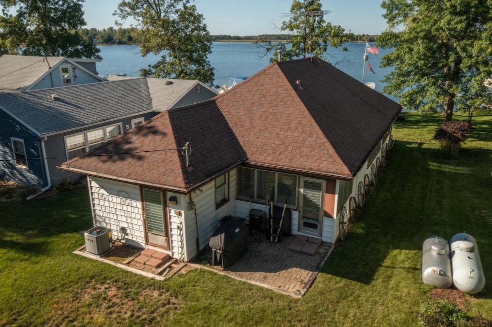 Beautiful Quiet Setting!