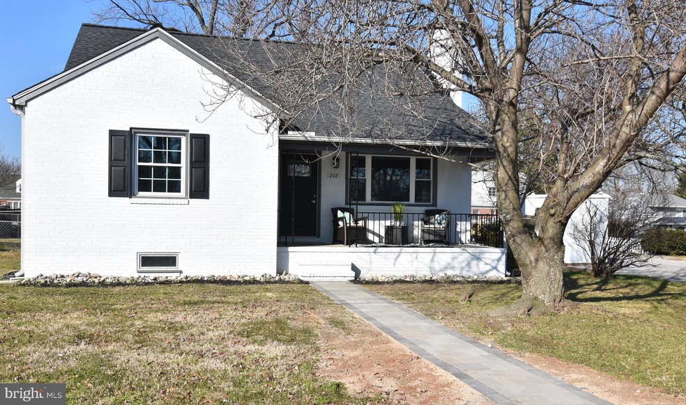 208 Dale Rd, Pasadena, MD 21122 - photo 1