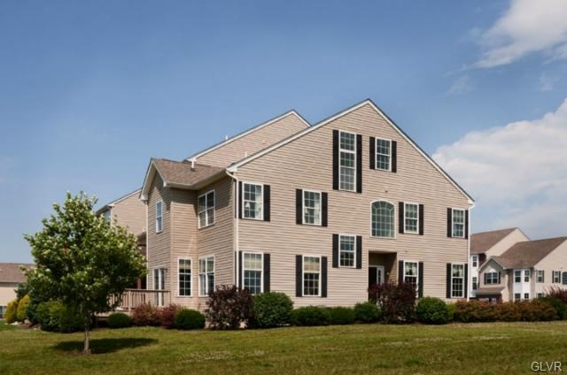 5384 Spring Ridge Dr W, Macungie, PA 18062 - photo 1