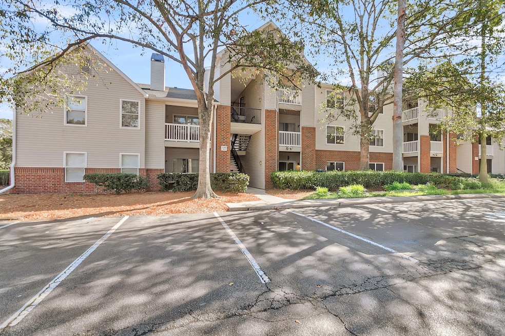 CREM - 2011 N Hwy 17 Unit 1300C-2