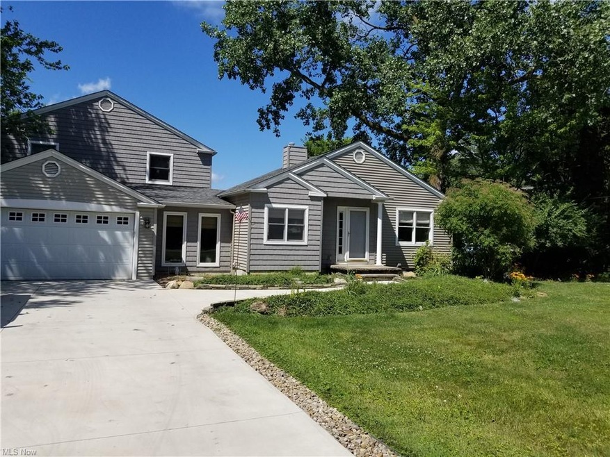 694 Grantwood Ave, Sheffield Lake, OH 44054 - photo 1