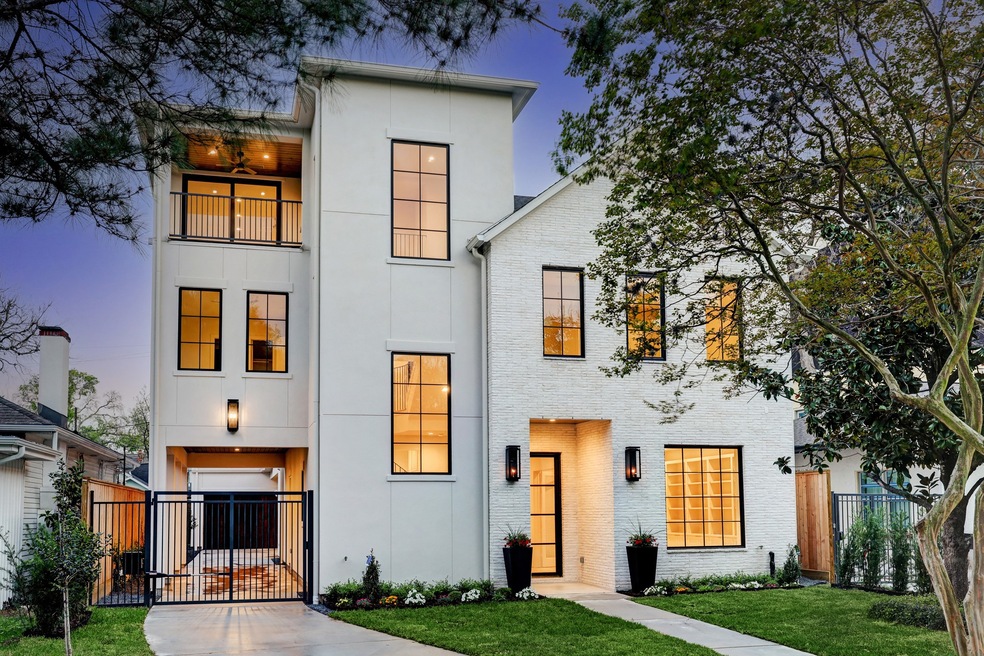 1635 Sul Ross St, Houston, TX 77006 - photo 1