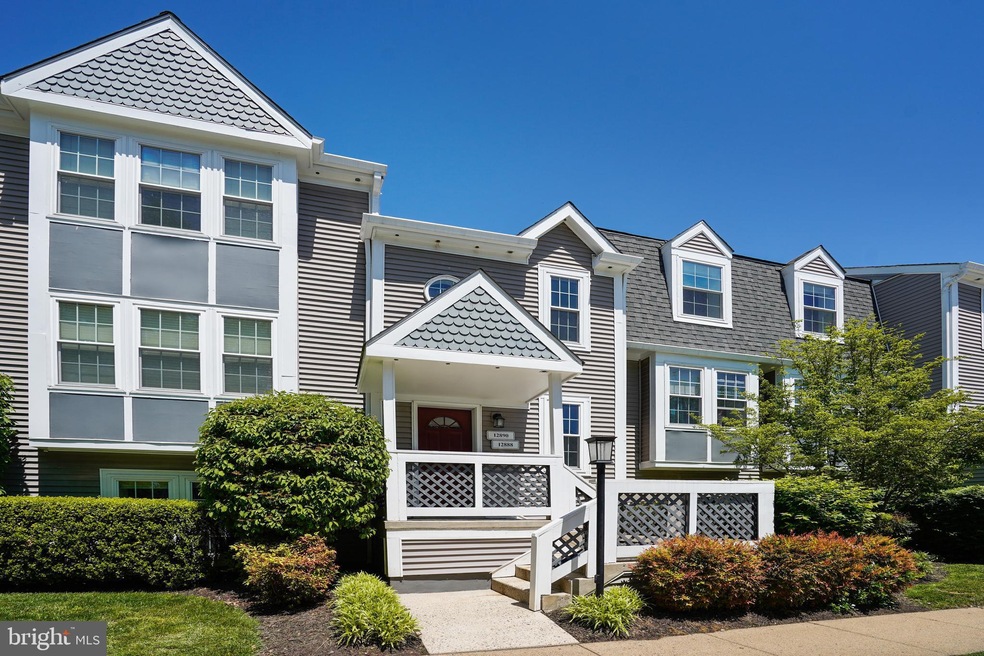 12890 Grays Pointe Rd unit 12890C, Fairfax, VA 22033 - photo 1