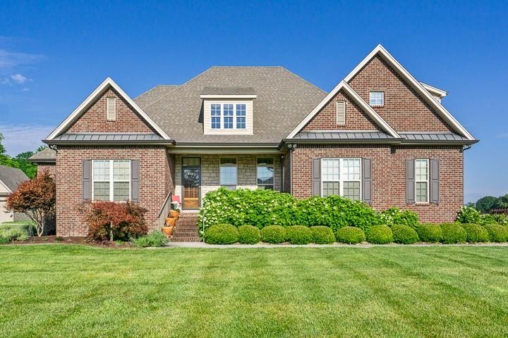 Move-in ready and just waiting for a new owner!  This traditional, warm and inviting home is located only 4-5- minutes from I24E and I24 W.  You can be in Nashville or Chattanooga in an hour!!