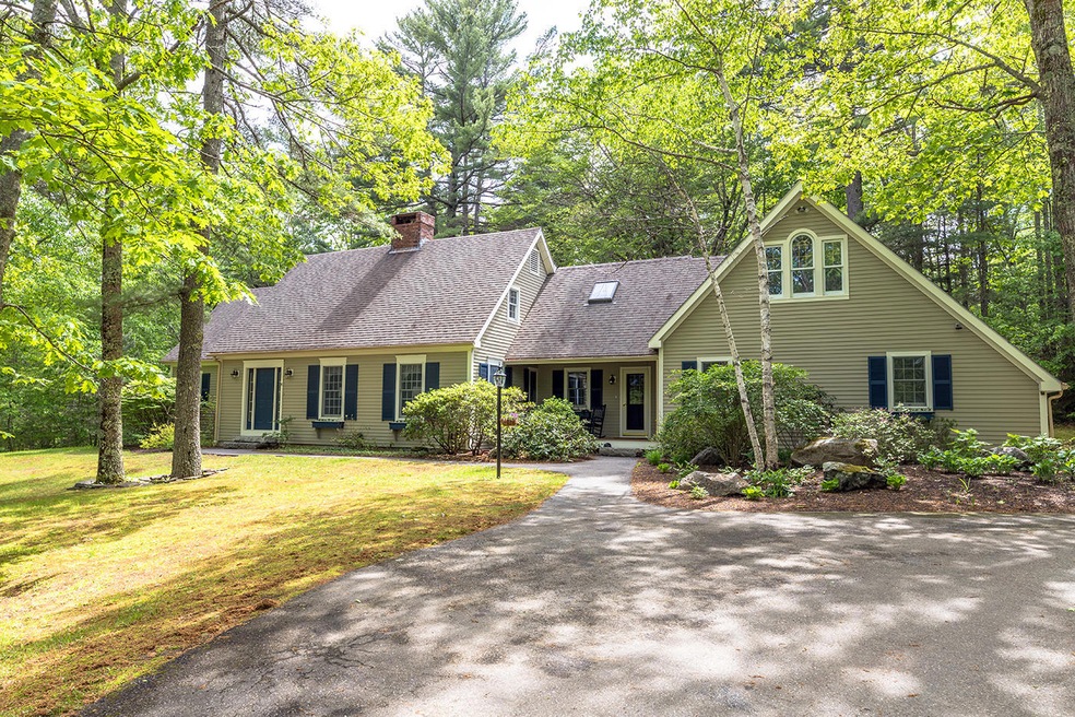 17 Victoria Rd, Camden, ME 04843 - photo 1