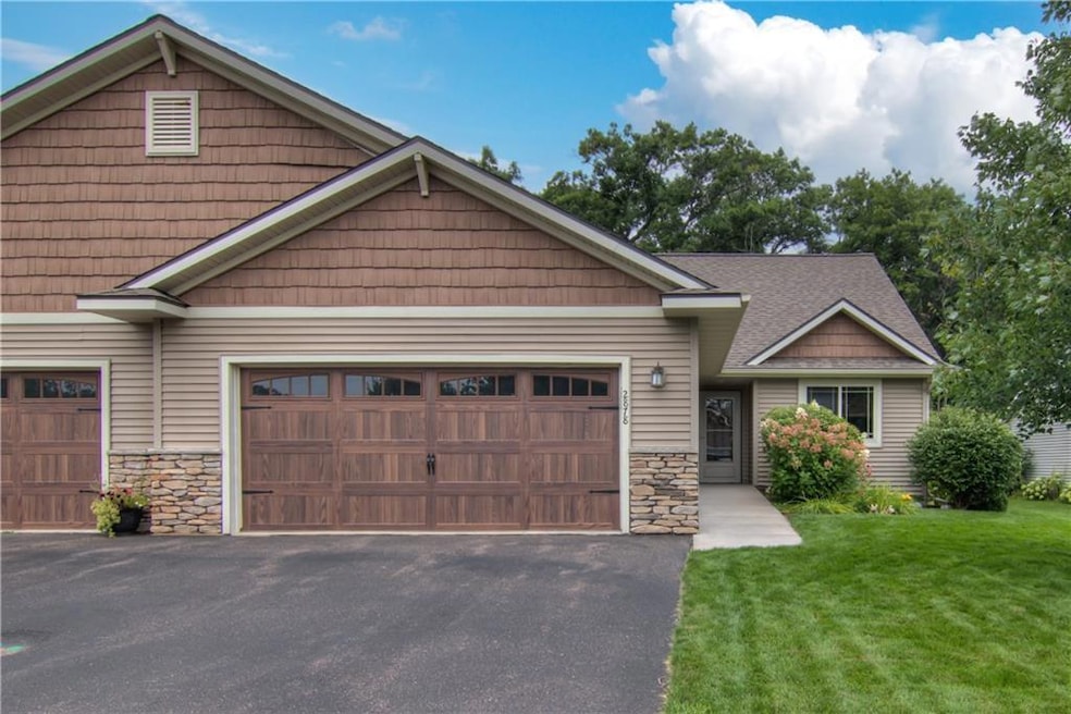 2878 Fairway Dr, Altoona, WI 54720 MLS 1576187