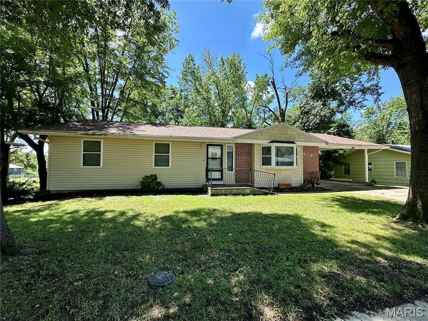 Under Contract $221,000