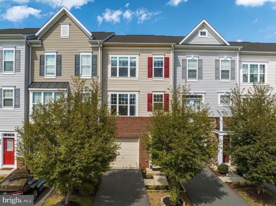 209 Miles Hawk Terrace, Purcellville, VA 20132 - photo 1