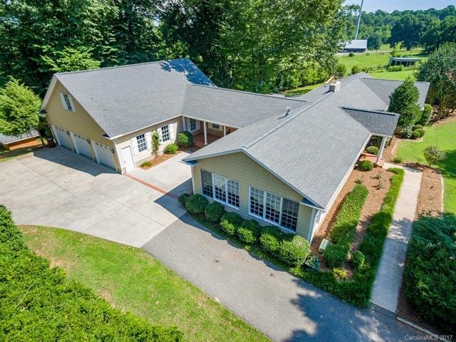 990 Riverwood Ln, Lincolnton, NC 28092 - photo 1