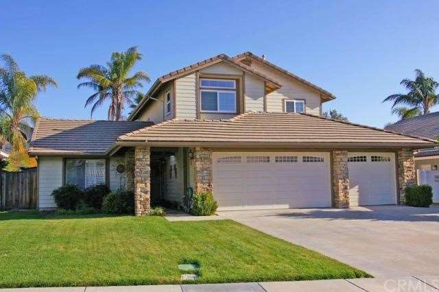 Beautiful, Pool Home on a Quiet, Tree-lined Street