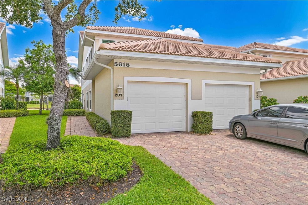 5615 Sherborn Dr unit 201, Naples, FL 34110 - photo 1