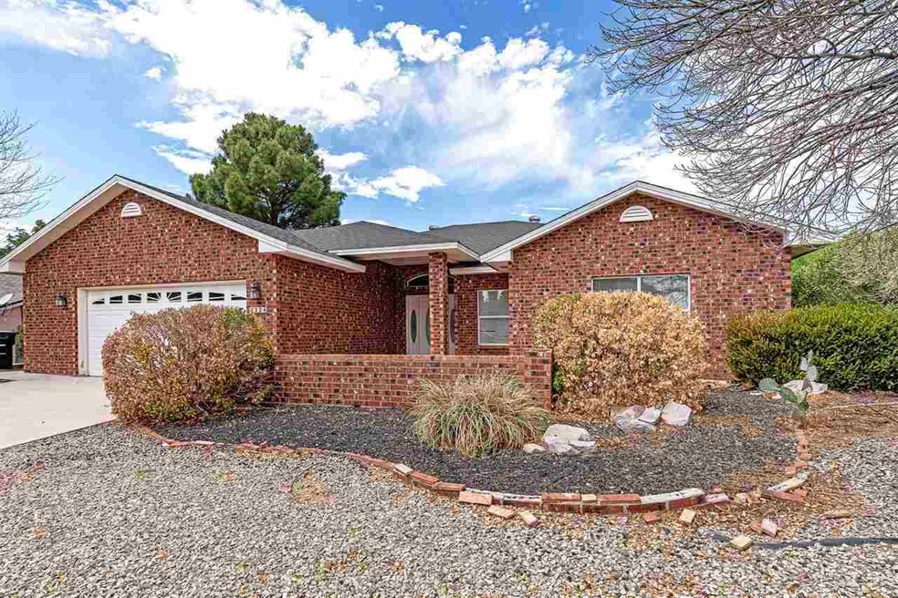 2224 Cielo Vista, Alamogordo, NM 88310 - photo 1