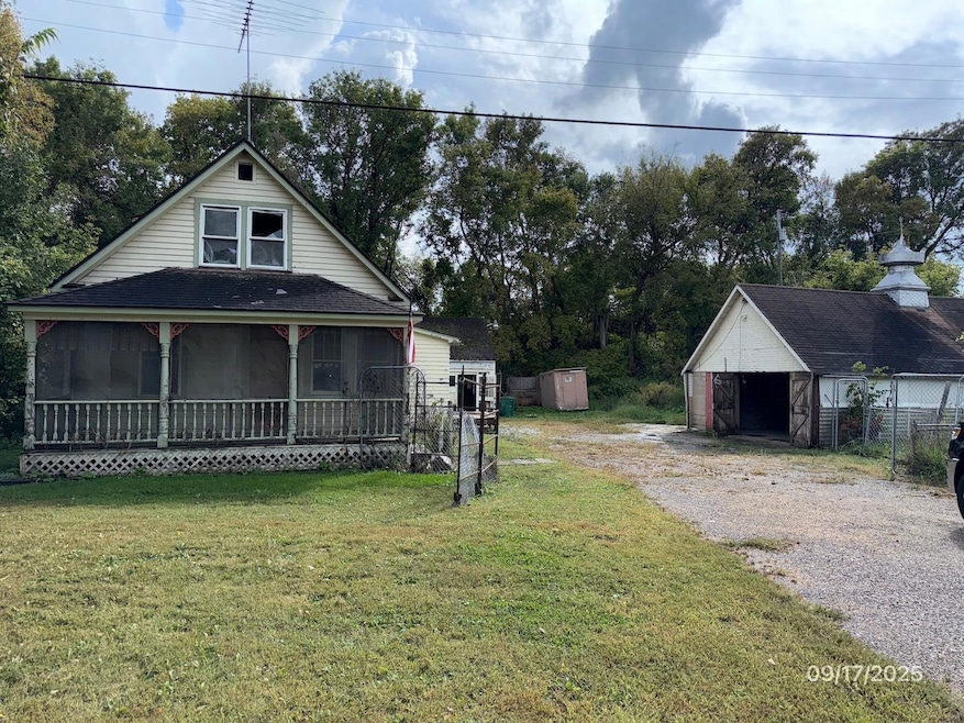 610 E Parker Ave E, Dassel, MN 55325 - photo 1