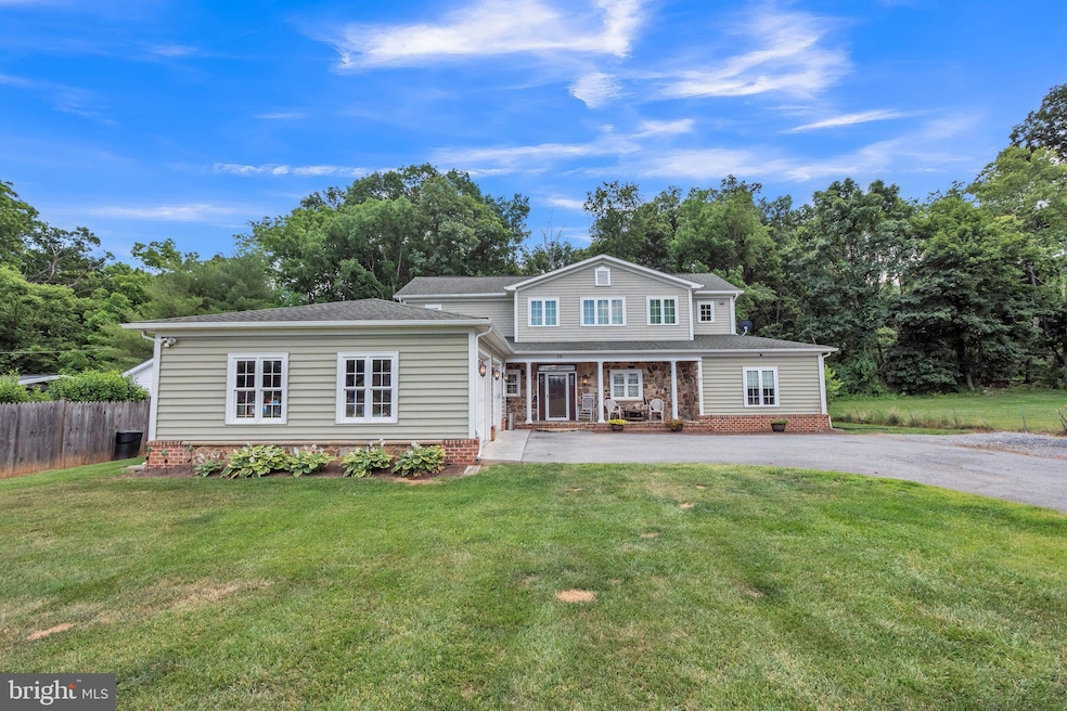 59 Howards Ln, Boyce, VA 22620 - photo 1