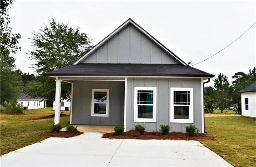 109 Chalfont Cir, Carrollton, GA 30117 - photo 1