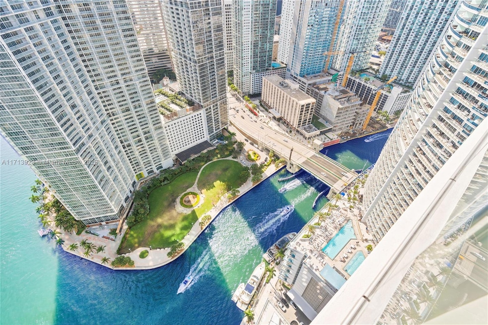 For Sale $3,495,000 • Co-Listing Agent
