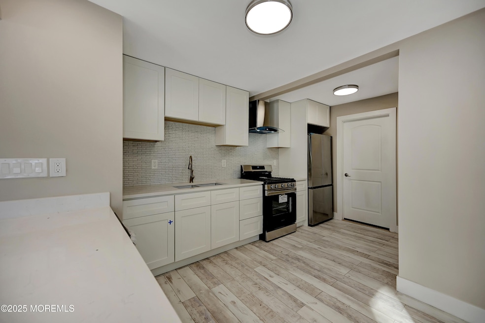 11-Kitchen