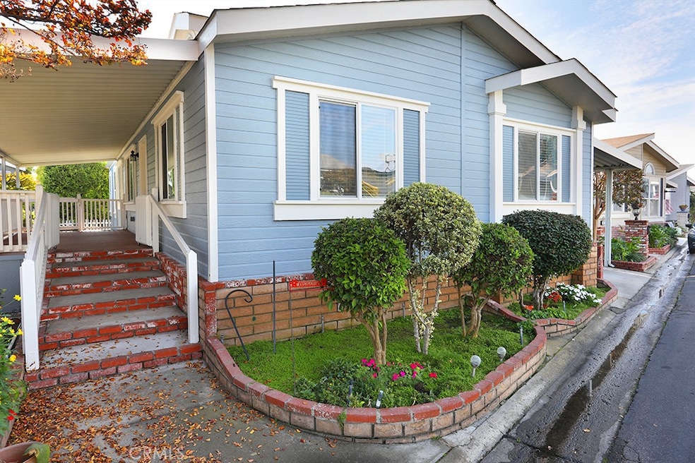 61 Saddleback Rd, Tustin, CA 92780 - photo 1