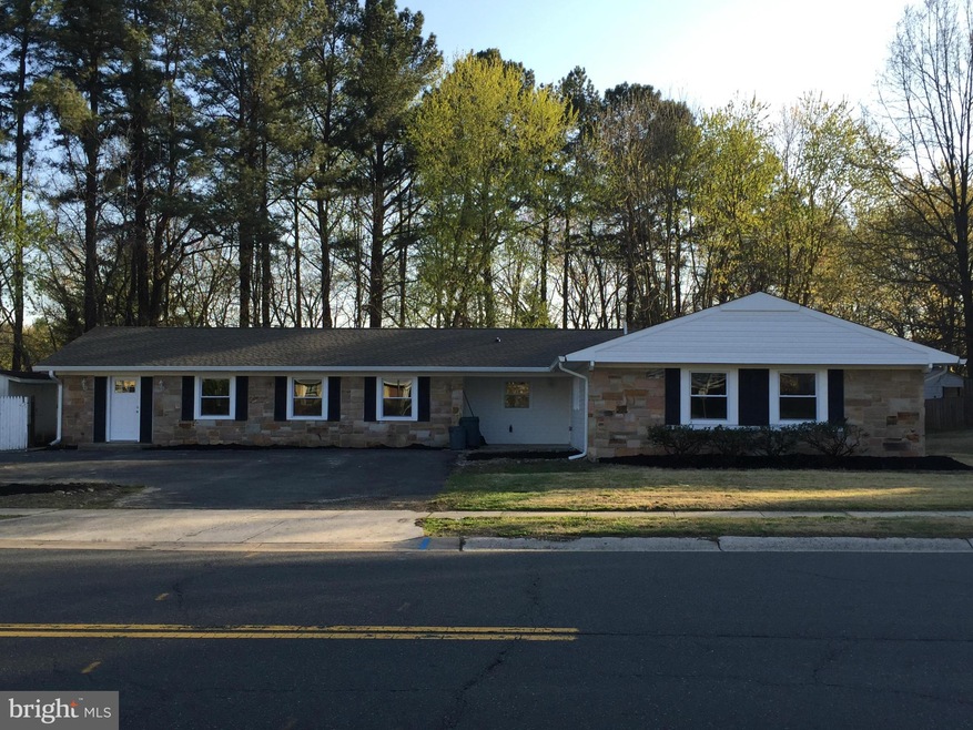 12639 Millstream Dr, Bowie, MD 20715 - photo 1