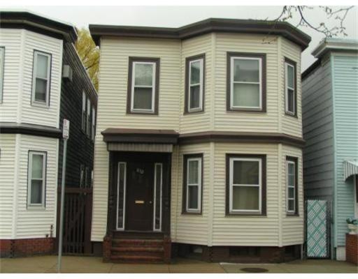 852 Saratoga St, Boston, MA 02128 - photo 1