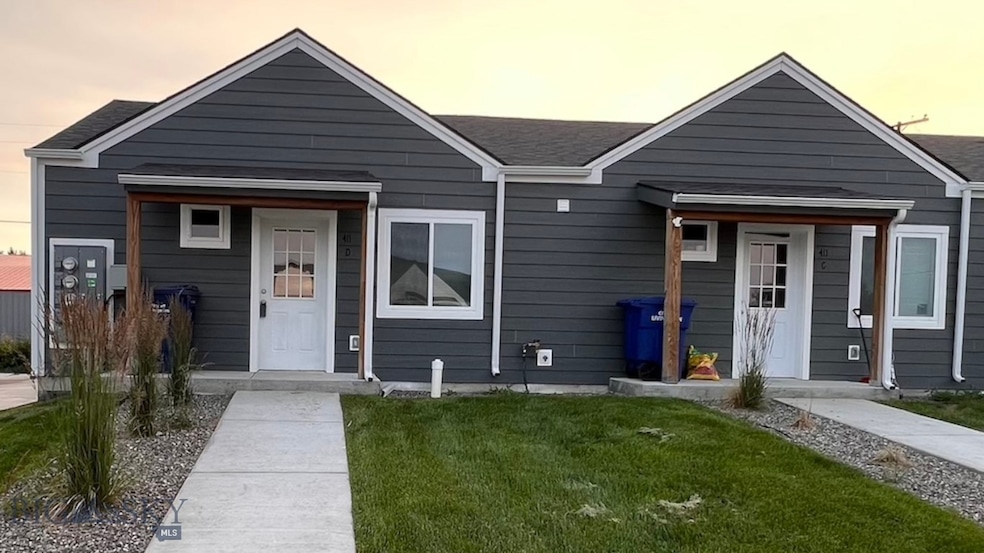 411 Brookline St unit B, Livingston, MT 59047 - photo 1