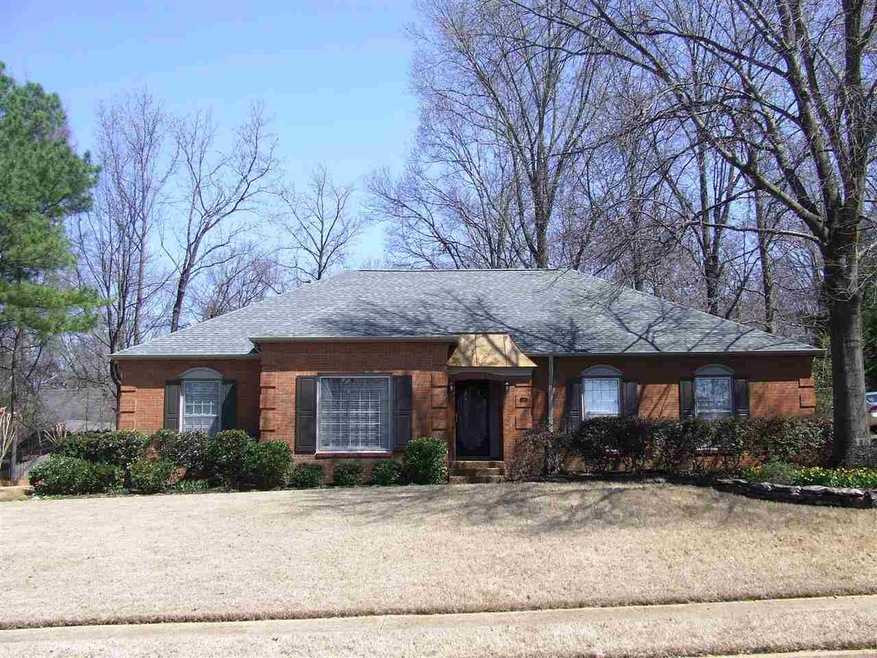Minutes from Germantown City Limits, Walnut Grove 