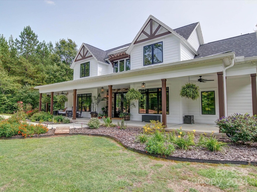 Sold $1,700,000 • Co-Listing Agent