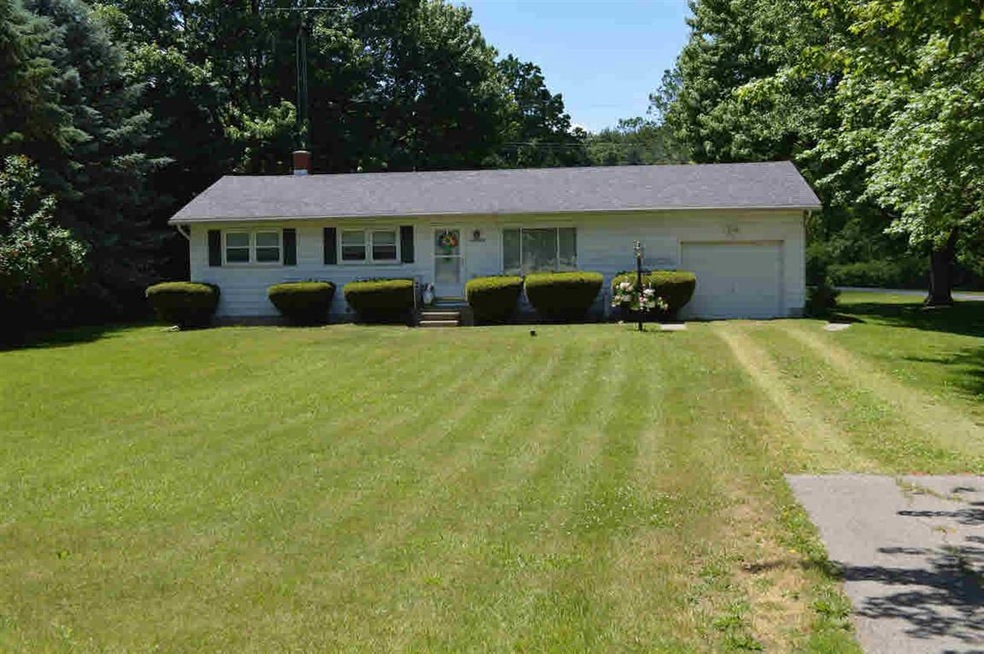 10655 Grafton Rd, Carleton, MI 48117 - photo 1