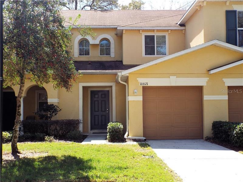 Spectacular 2/2.5/1 townhouse in St. Charles in Ri