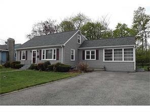 119 Phillips Ave, Warwick, RI 02888 - photo 1
