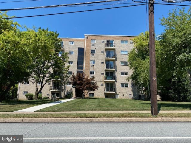 3421 W Chester Pike unit B44, Newtown Square, PA 19073 - photo 1