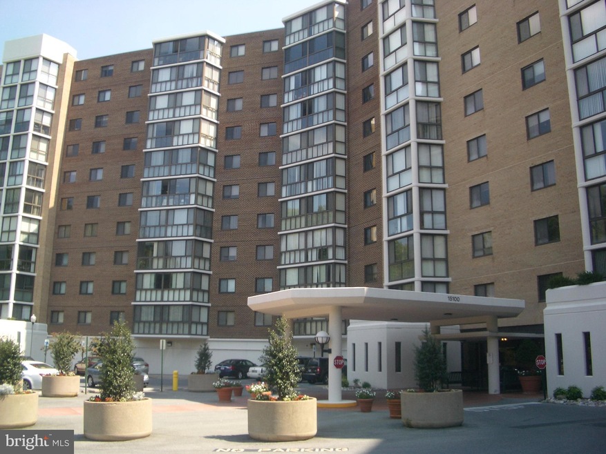 Greens of Leisure World unit 1014, Silver Spring, MD 20906 - photo 1