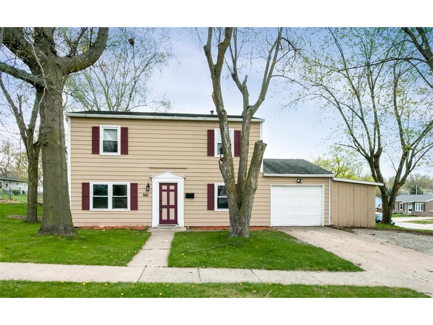 760 Grand Ave, Marion, IA 52302 - photo 1