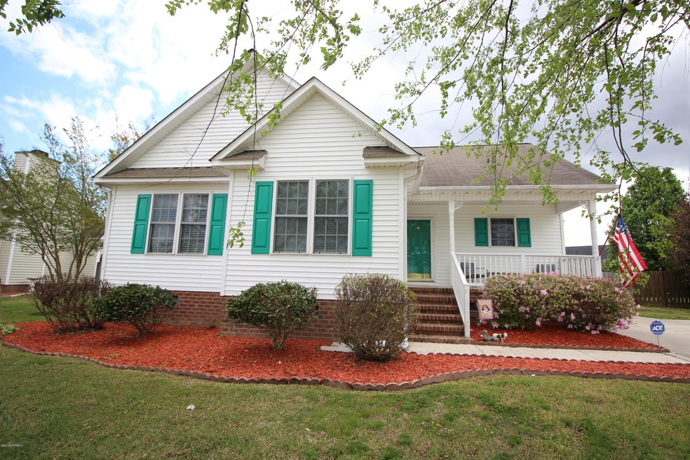 714 E Main St, Winterville, NC 28590 - photo 1