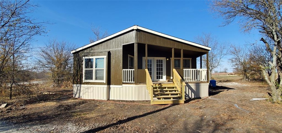 231 Sondra Lin Blvd, Decatur, TX 76234 - photo 1